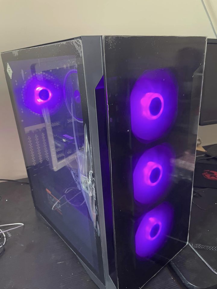 Ex-Build PC AMD Ryzen 5 5500- RTX 3060 12GB- 16 GB RAM-512 GB SSD