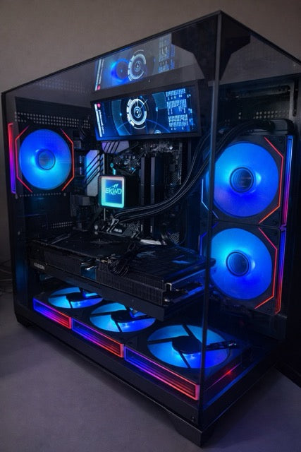 RX 7900 XTX | RYZEN 9 5950X | 32GB RAM | 2 TB storage