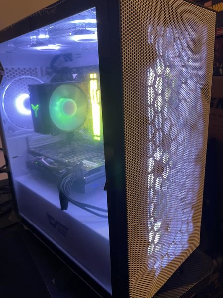 Ex-Build PC- PC AMD Ryzen 5 7000 series- RX 5700 8GB-16GB DRR5