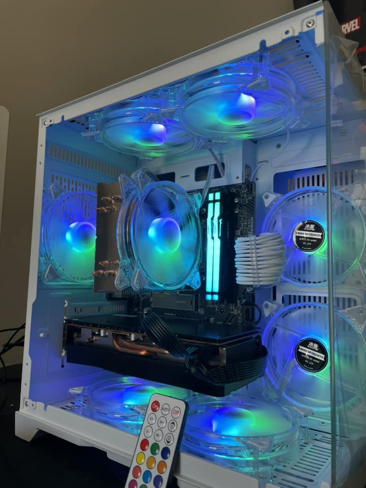 Ex-Build PC AMD Ryzen 7 7700- RX 5700xt 8GB- 16 GB DRR5