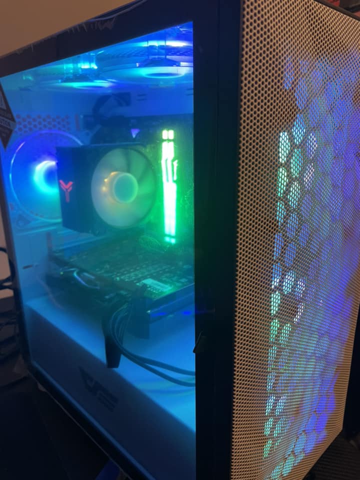Ex-Build PC- PC AMD Ryzen 5 7000 series- RX 5700 8GB-16GB DRR5