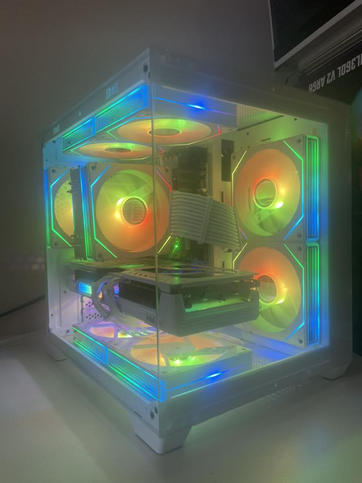 Intel Xeon 16 cores/ 32 threads | Intel B580 | 32 GB RAM