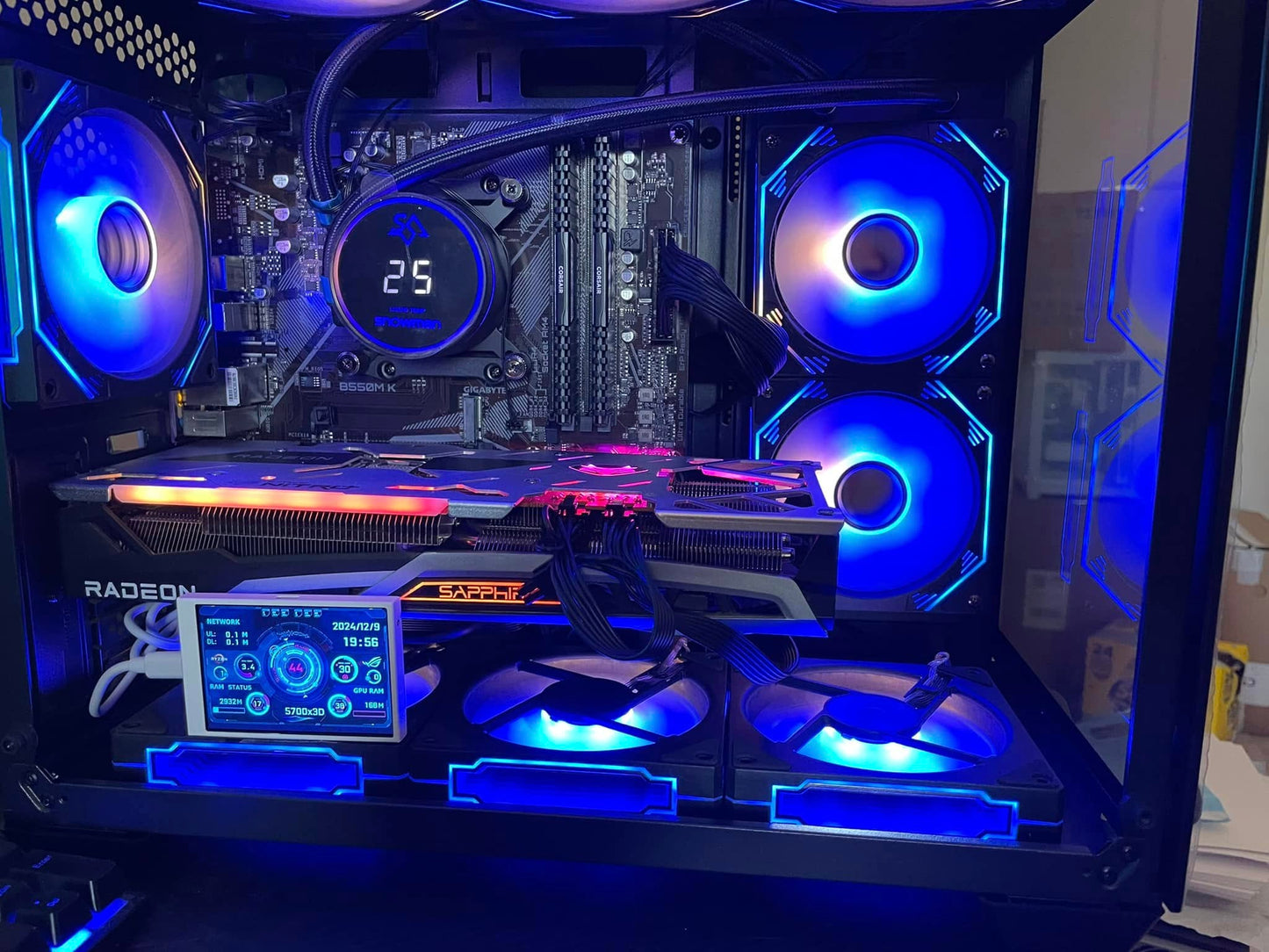 Ryzen 7 5700x3D- RX 6700- Liquid Cooler