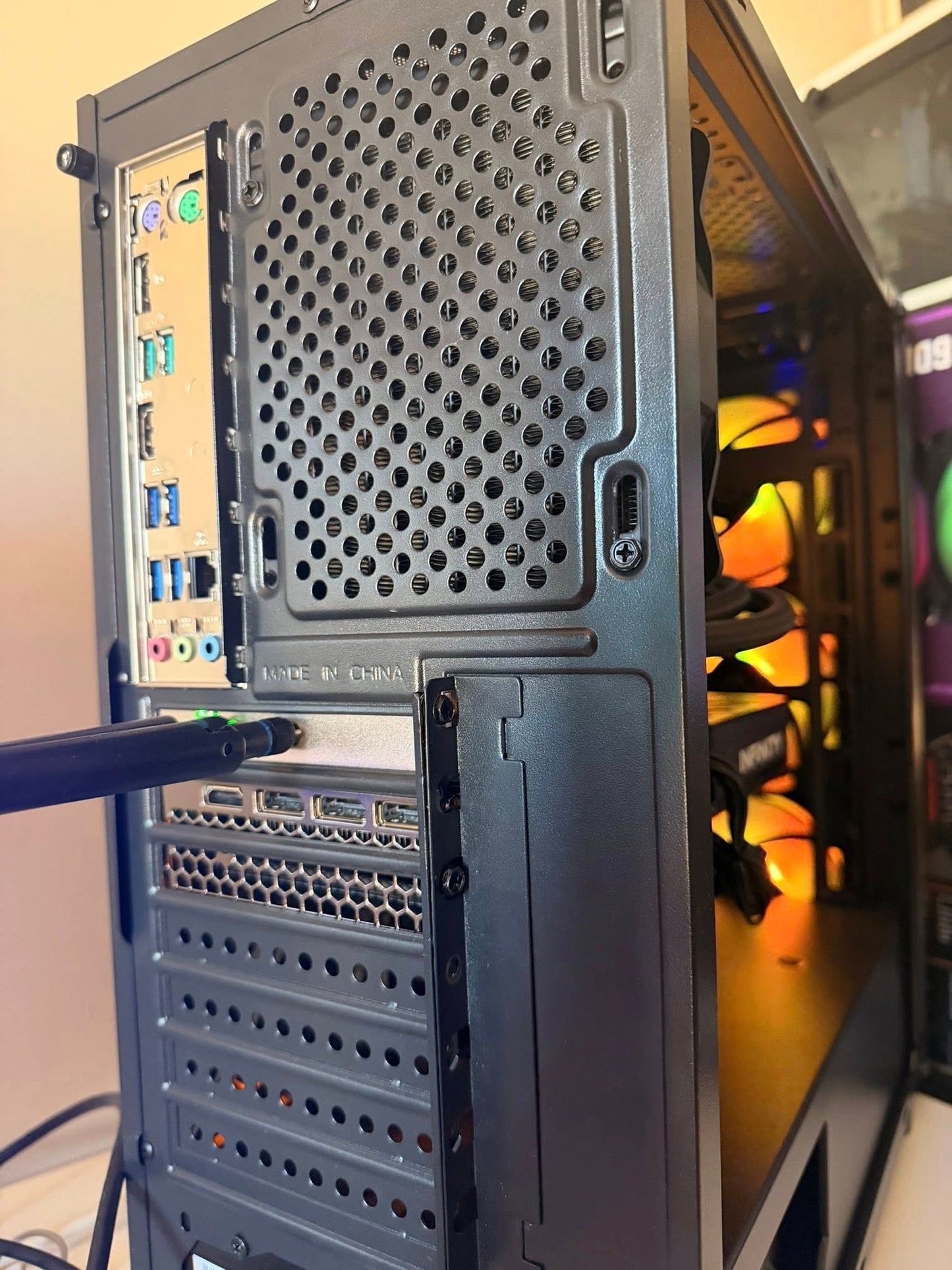 [Clearance] RTX 5060, I7 9700k, 32 GB