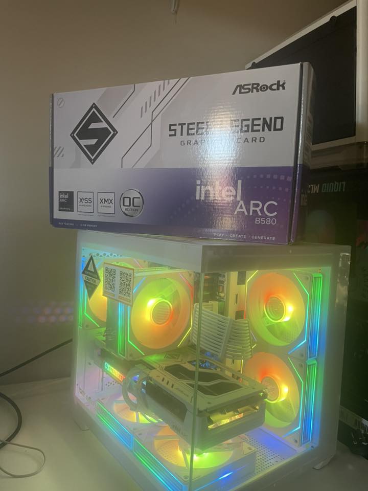 Intel Xeon 16 cores/ 32 threads | Intel B580 | 32 GB RAM