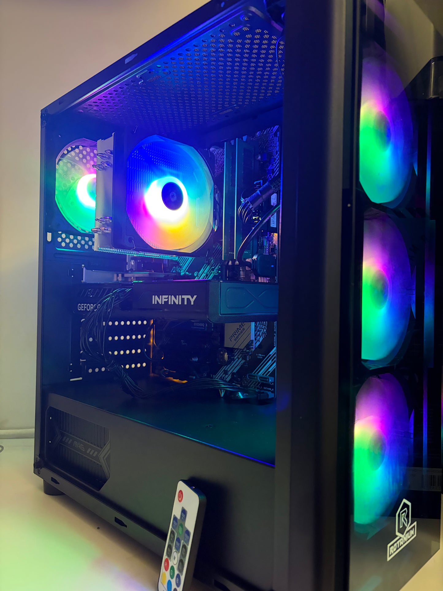 Intel Core I7 10700, RTX 5060, 32 GB RAM