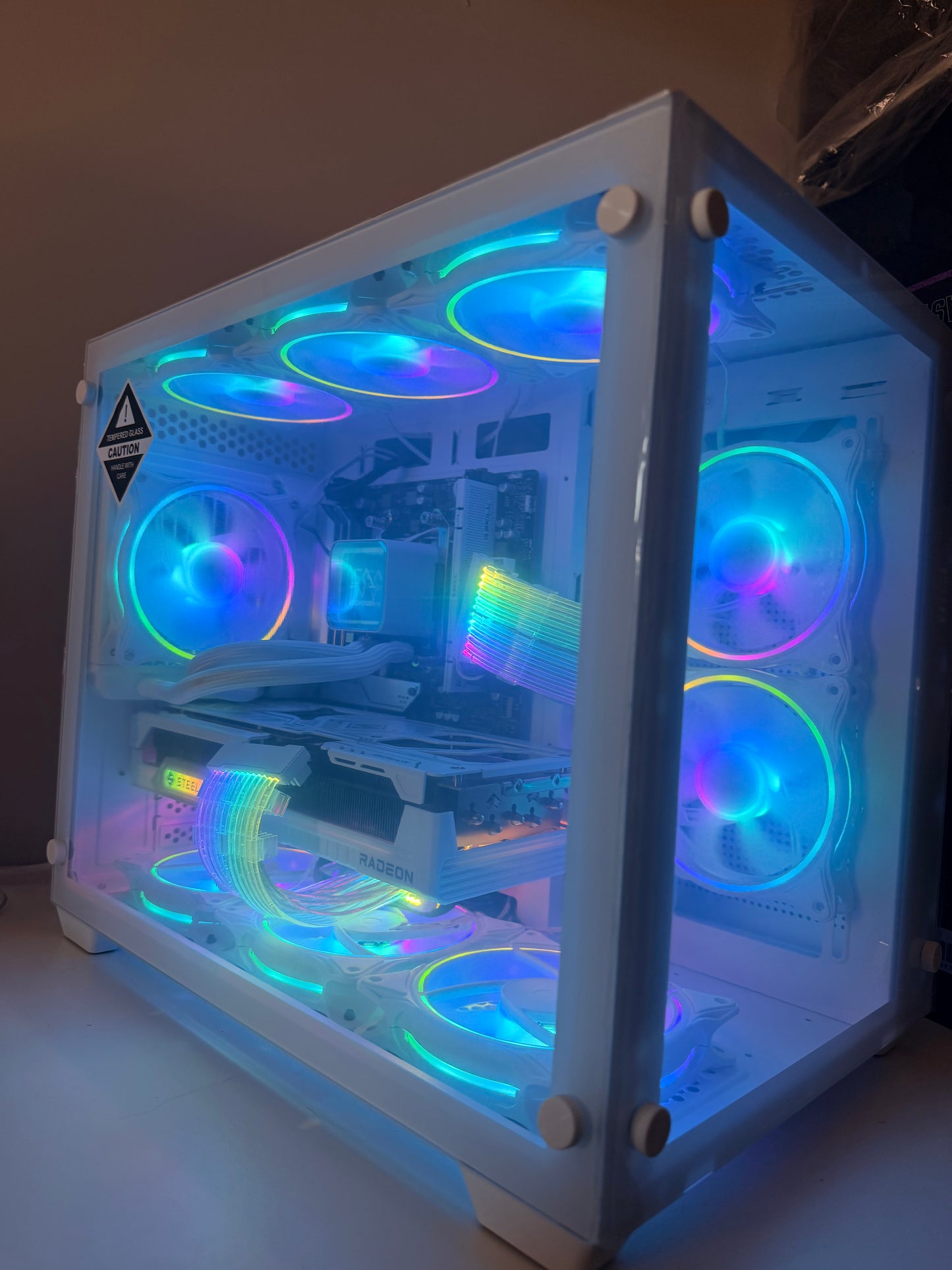 White PC | Ryzen 7 7800x3D | RX 9070XT | 48GB RAM