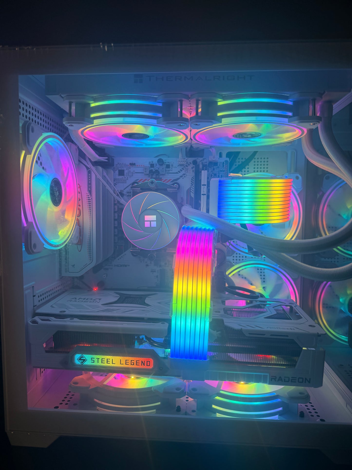 Fullwhite Gaming PC, Ryzen 7 7800x3D, RX 9070xt