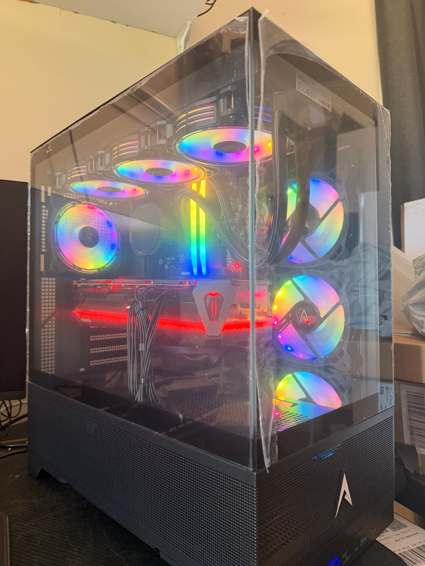 Ryzen 9 7900x3D, RX 7900XTX, Gen 5 MVNe SSD